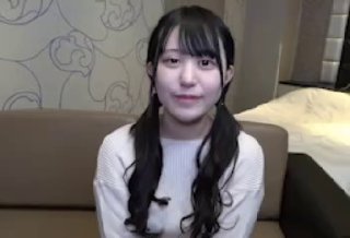 一边后入一边和闺蜜聊天最后说射给我好不好
